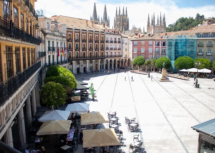 Increible Piso En La Plaza Mayor, Con Garaje